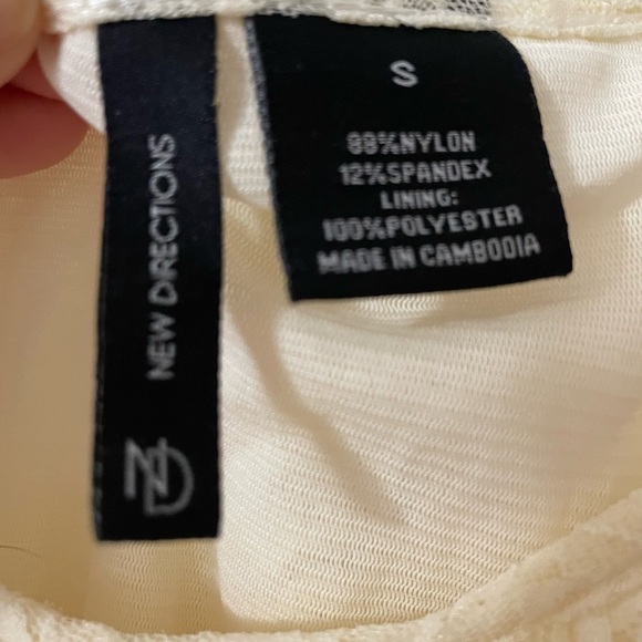 Lace New Direction top. Cream - Picture 4 of 11